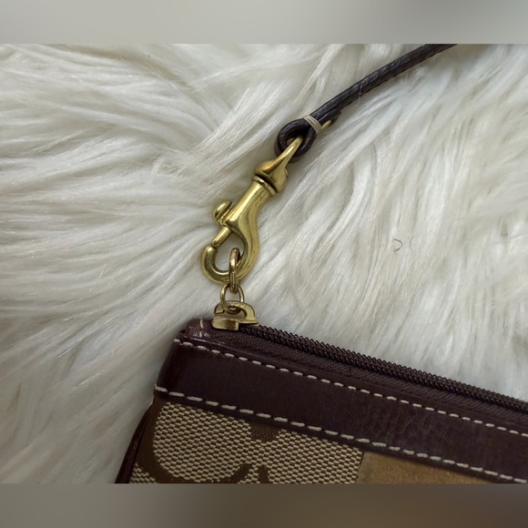 Coach Multicolor Patchwork Wristlet - Picture 5 of 7